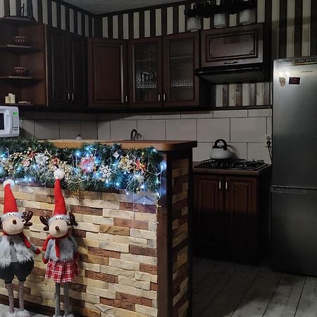 Котедж Кресаня Микуличин Экстерьер фото